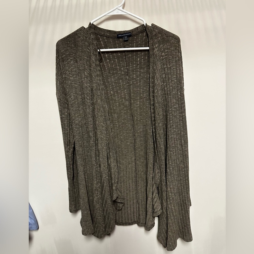 American Eagle 🦅 cardigan